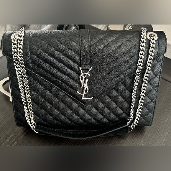 Yves Saint Laurent Black Large Chevron Quilted Envelope Shoulder Bag - Picture 1 of 5